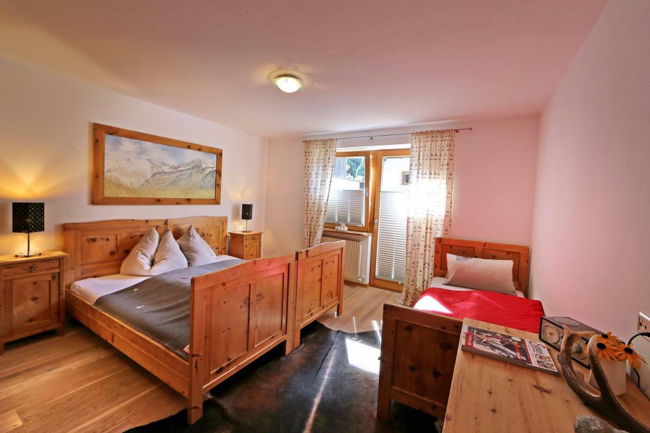 Alpen Appartements Hochmuth ไมย์อาโฮเฟิน ภายนอก รูปภาพ